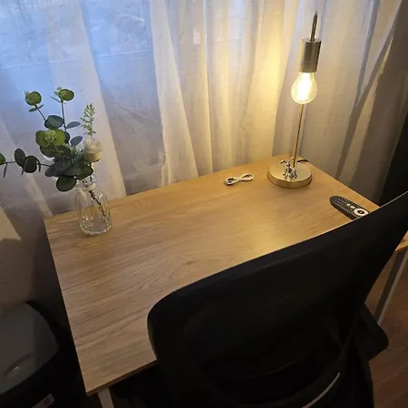 5 Confort Avec Cuisine, Salle De Bain Partage Апартаменты *