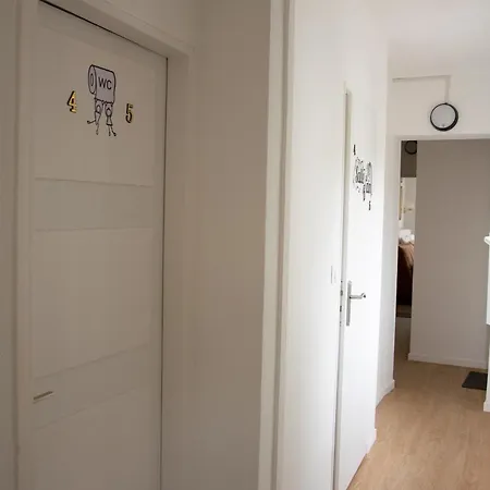 5 Confort Avec Cuisine, Salle De Bain Partagé Appartamento *